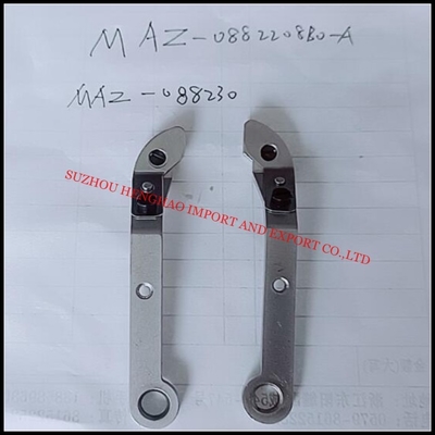 Industrie-Nähmaschinenteile aus China, Nadellochführer, Bewegungsmesser, großer Knopf-Aufnahmefuß HS-Code:84529099